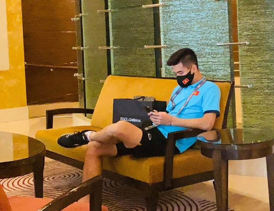 Đội tuyển Việt Nam đến khách sạn mới cùng 4 đội còn lại ảnh 7