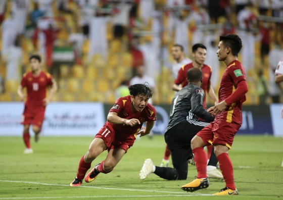 Trợ lý Lư Đình Tuấn: ‘Đây chính là niềm tự hào của dân tộc’ ảnh 7