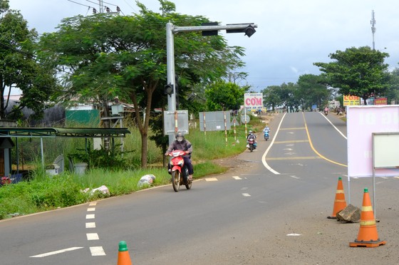 Người dân Tây Nguyên bắt đầu trở lại các tỉnh thành phía Nam mưu sinh ảnh 1