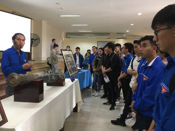 Tổ chức dâng hương kỷ niệm 161 năm ngày Đà Nẵng kháng chiến chống Pháp ảnh 2