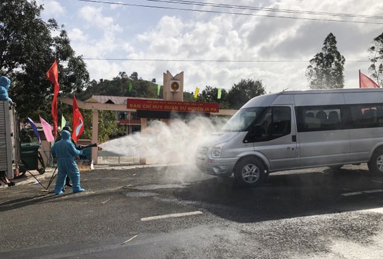 Nhậu say, đăng thông tin tài xế mắc Covid-19, một người bị phạt 10 triệu đồng ảnh 1