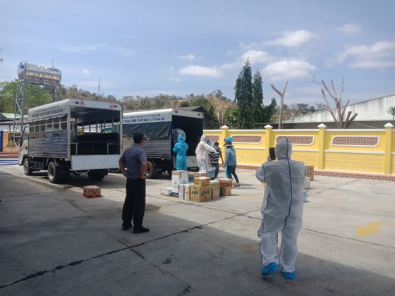 Gia Lai thêm 2 ca dương tính SARS-CoV-2, ít có khả năng lây nhiễm ra cộng đồng ảnh 1
