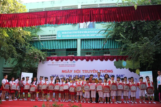 Đà Nẵng hưởng ứng ngày Thị giác thế giới 2019 ảnh 1