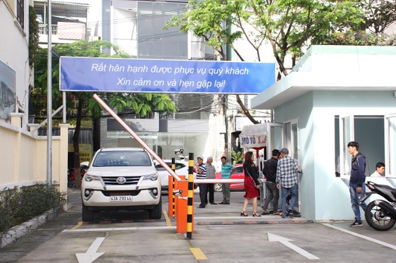 Bắt đầu thu phí bãi giữ xe thông minh đầu tiên tại Đà Nẵng ảnh 1