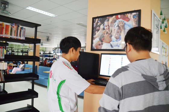 Đà Nẵng: Nghỉ học vì nCoV, sinh viên Đại học Đông Á học online ảnh 1