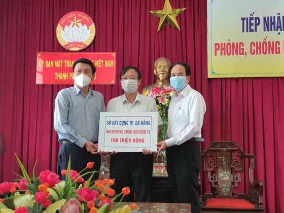 Đà Nẵng tiếp nhận hơn 4 tỷ đồng từ chương trình “Đà Nẵng, Quảng Nam – Triệu con tim hướng về” ảnh 2