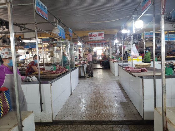 Đà Nẵng: Đảm bảo an toàn thực phẩm tại các chợ truyền thống ảnh 4