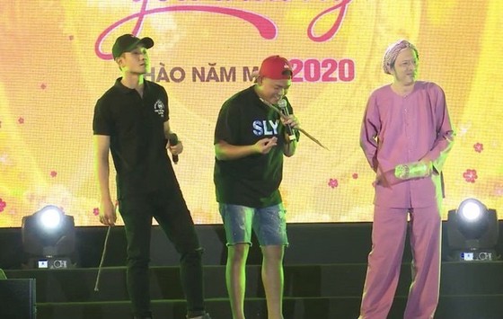 Đà Nẵng tổ chức 'Xuân yêu thương- Chào năm mới 2021' ảnh 1