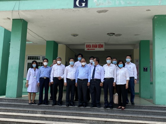Chủ tịch nước Nguyễn Xuân Phúc: Nếu khủng hoảng ngành y tế, sẽ dẫn đến khủng hoảng nền kinh tế ảnh 2