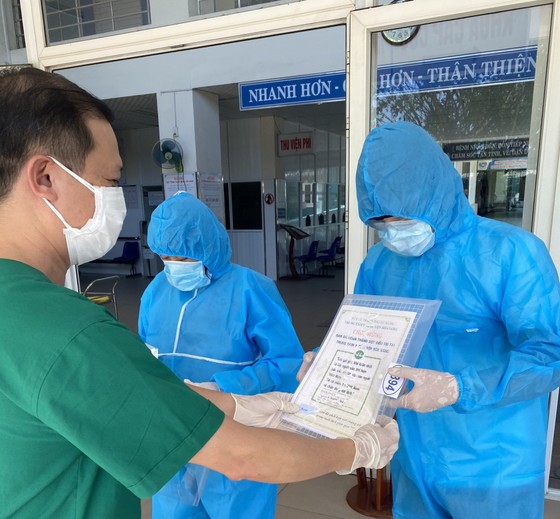 Đà Nẵng công bố 8 bệnh nhân Covid-19 khỏi bệnh ảnh 2