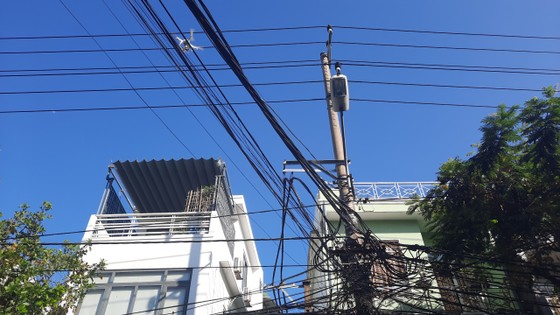Đà Nẵng sử dụng flycam, camera giám sát người dân thực hiện 'ai ở đâu thì ở đó' ảnh 3