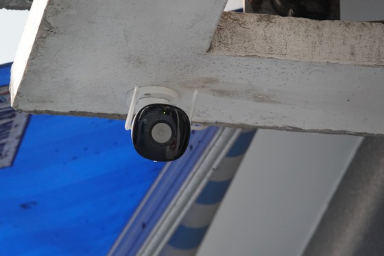 Đà Nẵng sử dụng flycam, camera giám sát người dân thực hiện 'ai ở đâu thì ở đó' ảnh 4