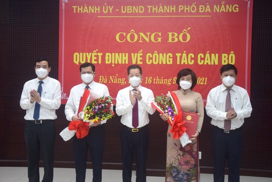 Đà Nẵng công bố các quyết định về công tác cán bộ ảnh 1