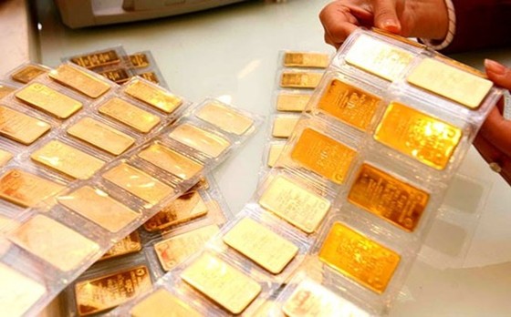 Vàng tăng phi mã, SJC có doanh thu vượt 1 tỷ USD ảnh 1