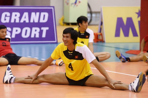 Phụ công Nguyễn Hoàng Thương “cập bến” Tràng An Ninh Bình ảnh 1