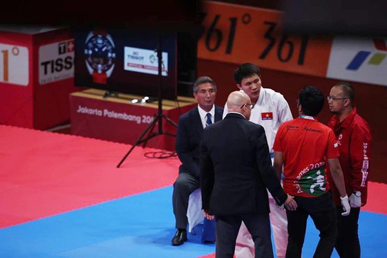 Karatedo: Quả cảm vào chung kết, Nguyễn Minh Phụng đoạt HCB ảnh 3