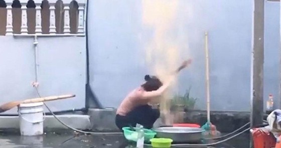 'Quan tòa' bàn phím ảnh 1