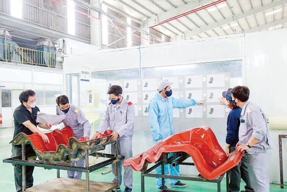 Thaco xuất khẩu khung ghế composite cho hãng Recaro (Nhật Bản) ảnh 1