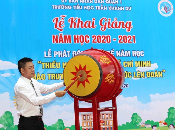 Rộn ràng ngày khai giảng ảnh 1