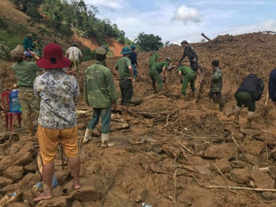 Quảng Nam: Hoàn thành việc sơ tán dân ra khỏi vùng nguy hiểm trước 11 giờ trưa 4-11 ảnh 2