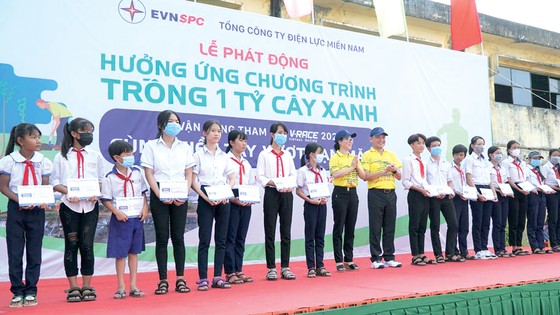 Chương trình trồng 1 tỷ cây xanh và tham gia 'VRACE - 2021 cùng miền Tây vượt hạn mặn' ảnh 1