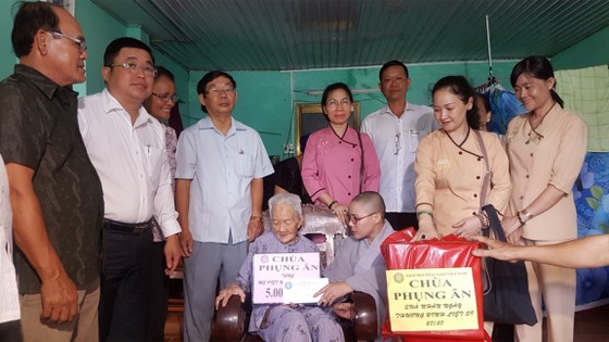 Cầu siêu tưởng niệm các anh hùng, liệt sĩ, đồng bào hy sinh vì Tổ quốc ảnh 3