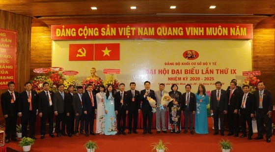 Các bệnh viện, cơ sở y tế đầu ngành tại TPHCM phát triển vượt bậc về nhiều mặt ảnh 2