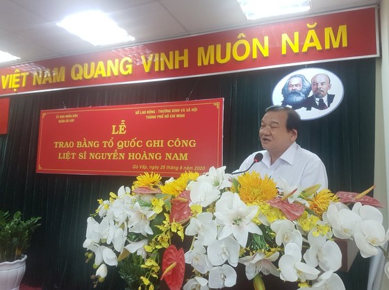 Cấp bằng Tổ quốc ghi công cho liệt sĩ 'hiệp sĩ' Nguyễn Hoàng Nam ảnh 5