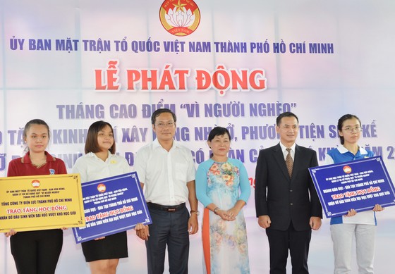 TPHCM phát động Tháng cao điểm “Vì người nghèo” ảnh 4