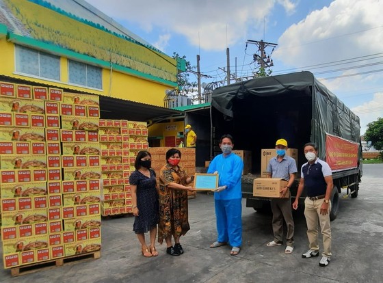 Hơn 60.000 túi thuốc nghĩa tình đến người F0 cách ly tại nhà ảnh 5