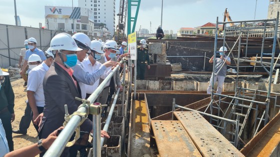 Bí thư Thành ủy Đà Nẵng đề nghị nghiêm túc nhìn lại trách nhiệm đơn vị liên quan ảnh 3