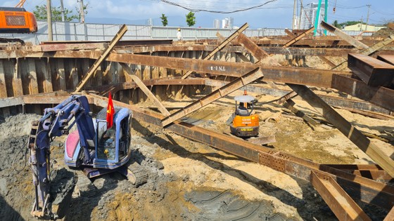 Bí thư Thành ủy Đà Nẵng yêu cầu báo cáo tiến độ dự án hơn 720 tỷ đồng hàng tháng ảnh 1