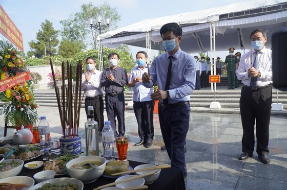 Quảng Trị: Truy điệu, an táng 24 hài cốt liệt sĩ hy sinh tại Lào ảnh 3