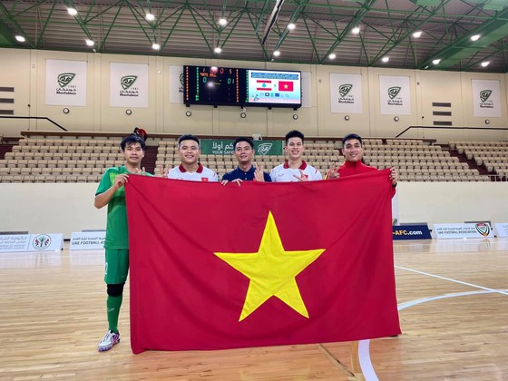 Áp lực giữ ngôi đầu của Sahako: Trên cao là gió lớn ảnh 1