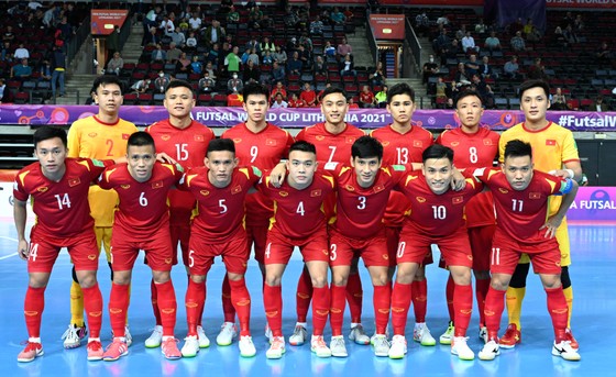 Bước chạy đồng hành cùng cha ảnh 1