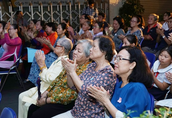 Đoàn kết, cùng nhau làm cho cuộc sống tốt đẹp hơn ảnh 1