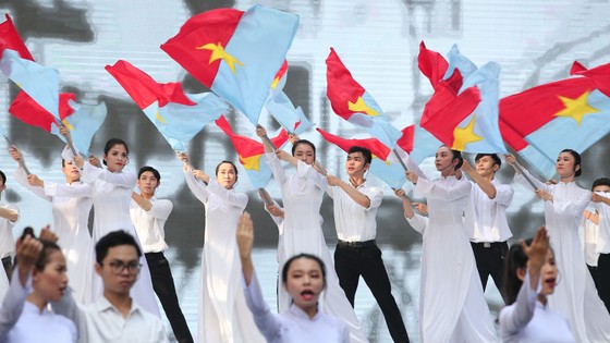 Học sinh, sinh viên TPHCM luôn nuôi dưỡng đam mê, khát vọng ảnh 3
