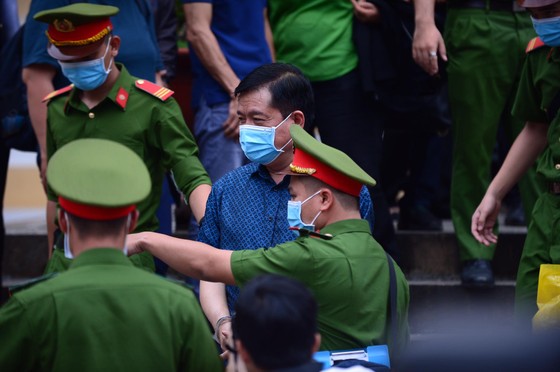 Bị cáo Đinh La Thăng: “Tôi thấy có lỗi với ĐBSCL, muốn hoàn thành cao tốc TPHCM-Trung Lương-Mỹ Thuận-Cần Thơ” ảnh 1