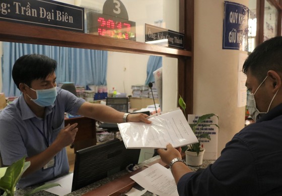 Chi thu nhập tăng thêm, TPHCM đạt nhiều thành tựu phát triển ảnh 1