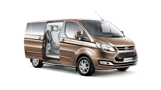 Ford Tourneo hoàn toàn mới ra mắt thị trường Việt Nam, đáp ứng nhu cầu vận chuyển 7 chỗ cao cấp ảnh 1