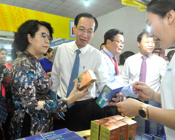 Sôi nổi kết nối, nhộn nhịp mua sắm ảnh 1