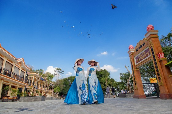Tây Ninh: Tuyến đường 6 làn xe đến Chùa Bà Đen sẽ hoàn thành trước Tết Canh Tý ảnh 2