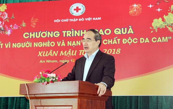 Đồng chí Nguyễn Thiện Nhân thăm, chúc Tết tỉnh Bình Định ảnh 5