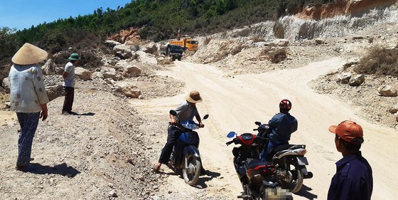 Vụ "đất tặc” lộng hành đào phá núi Mò O: Khẩn trương xử lý nghiêm, tránh xảy ra điểm 'nóng' ảnh 1