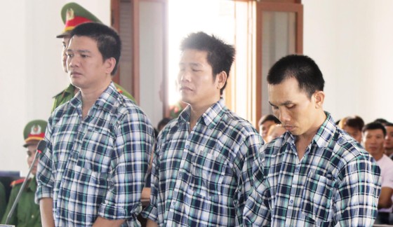 2 đối tượng cướp vàng gây rúng động ở Phú Yên lãnh mức án nào? ảnh 1