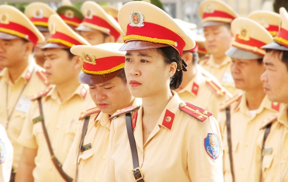 CSGT Bình Định kiểm soát 'gắt' các lãi xe sử dụng rượu bia, ma túy ảnh 6