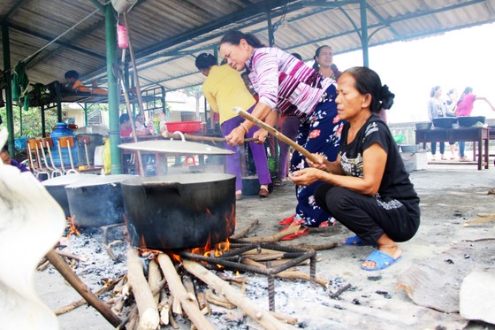 Xúc động cảnh người dân quyên góp, nấu ăn cho bộ đội tìm kiếm người mất tích ở Rào Trăng 3 ảnh 10