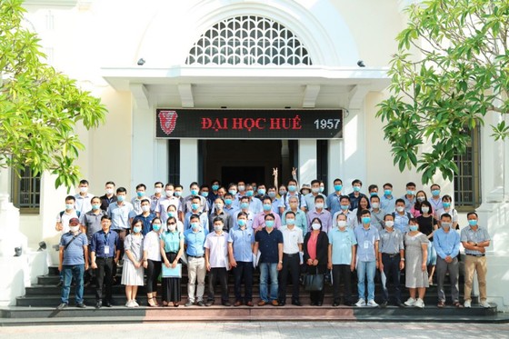 Miền Trung thần tốc sàng lọc Covid-19 cho kỳ thi THPT năm 2021 ảnh 5