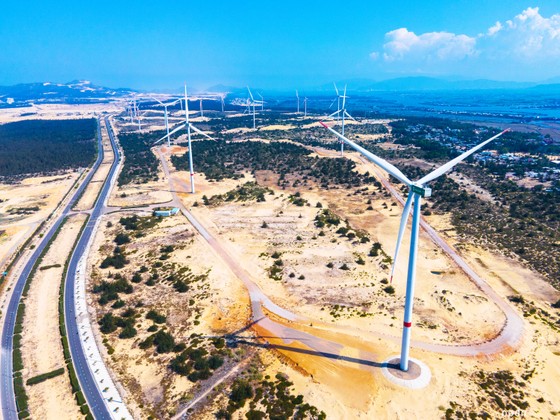 Giữa dịch, dòng vốn 40 ngàn tỷ đồng vẫn đổ vào Bình Định ảnh 1