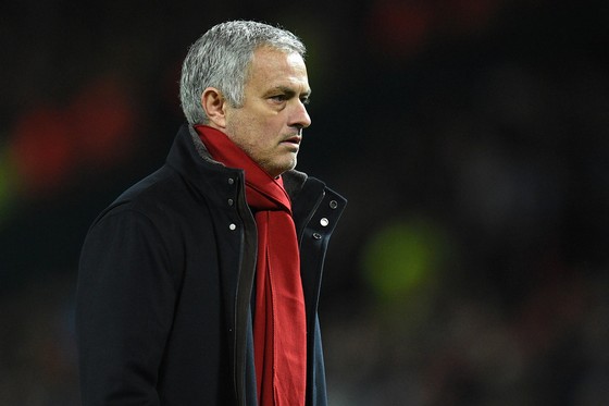 Lukaku chấn thương, Mourinho mất ngôi nhì ảnh 6